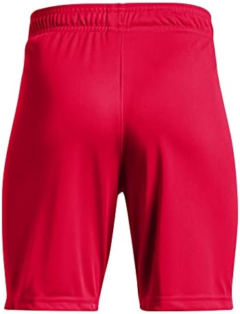 UA Tech fabric keeps you dry all day