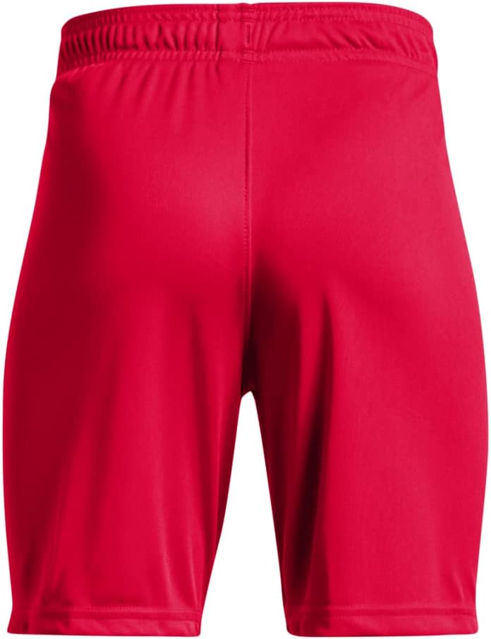UA Tech fabric keeps you dry all day