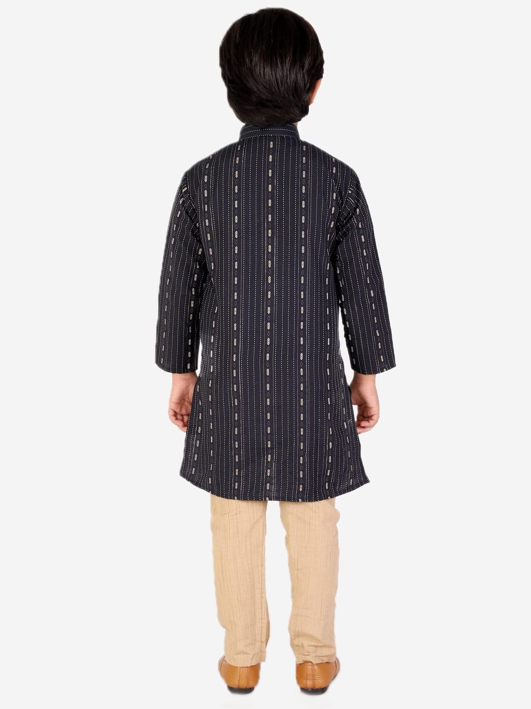 Boys Indian Kurta Set with Mandarin Collar and Thread Line Pattern